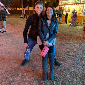 Meet your Posher, Danelle